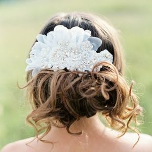 Bridal Crystal and Lace Headpiece. Wedding Comb.